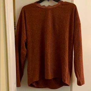 Soft and cozy Hailey & Co top